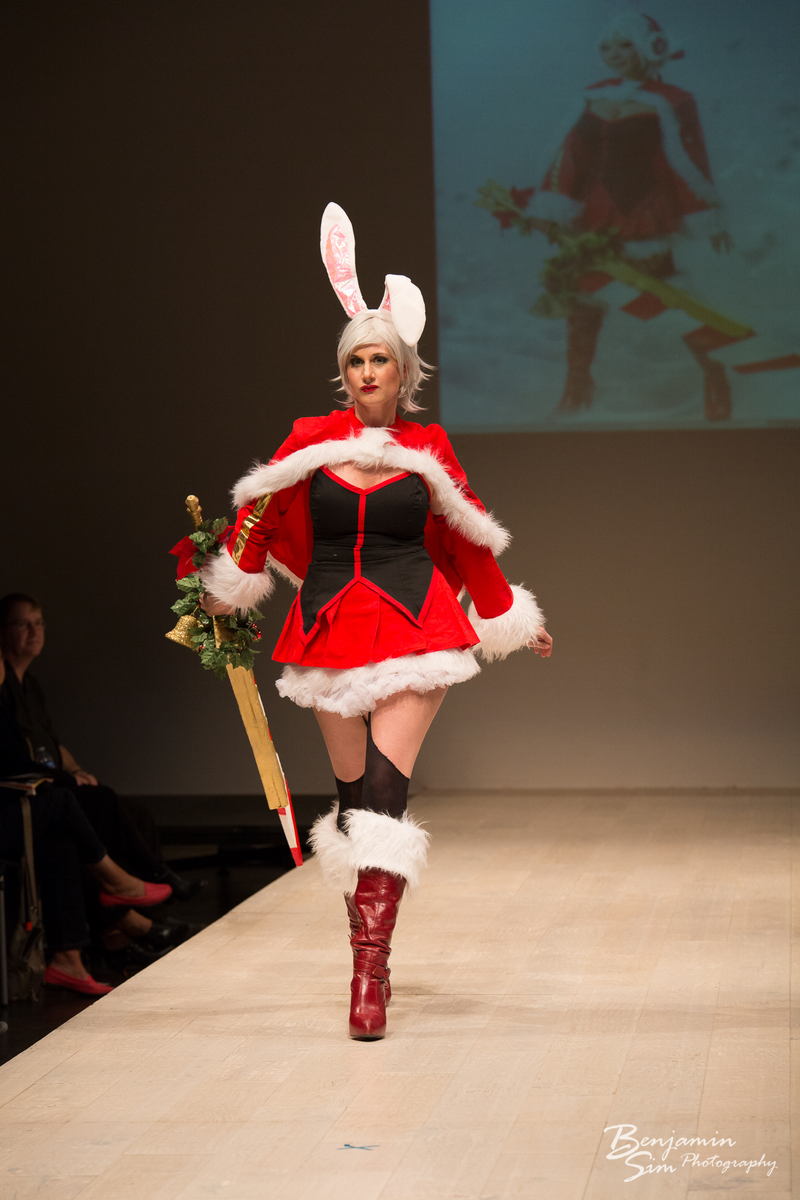Illustration for article titled When Cosplay Hits The Catwalk